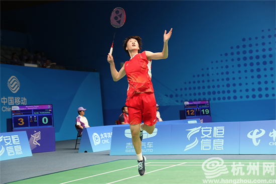 的第三轮比 的第三轮比