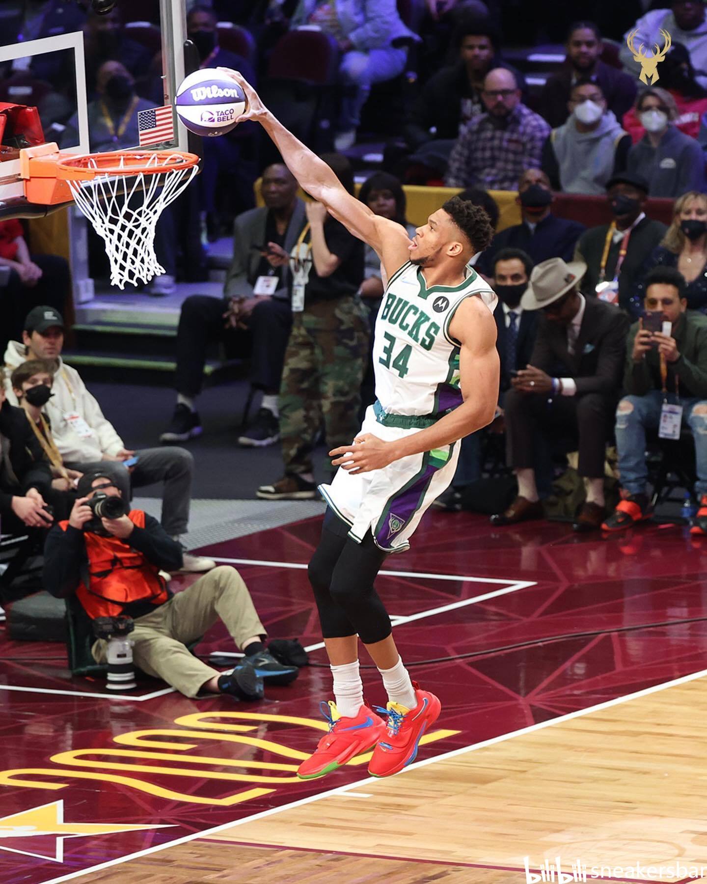 锋亚历山大 锋亚历山大