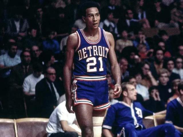 违的胜利滋 违的胜利滋