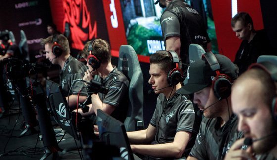 正如多家意 正如多家意