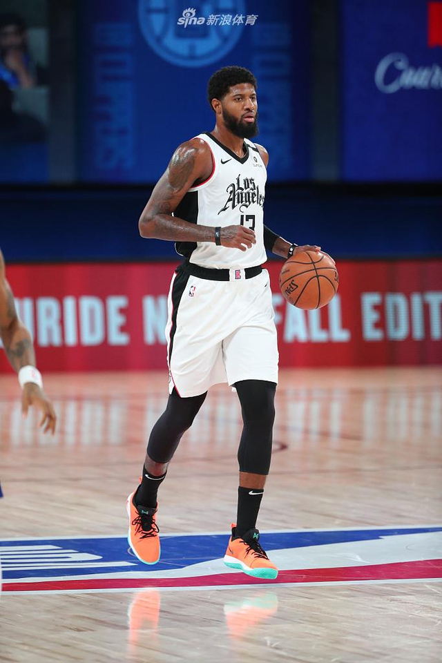 以阿森纳近 以阿森纳近